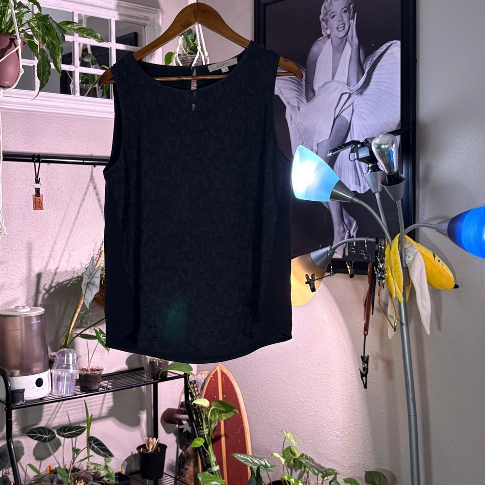 LOFT Black Textured Sleeveless Tank Top Women's Size L